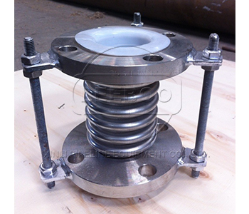 四氟<a href=http://m.df04265.cn target=_blank class=infotextkey>補償器</a>2.jpg